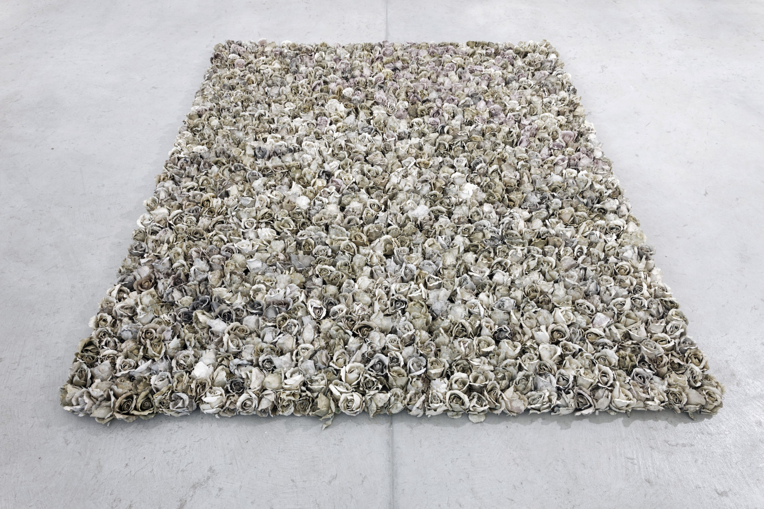 Lawrence Carroll, ‘Untitled’, 2015, around 1300 artificial flowers, pigment, stain, housepaint, dust