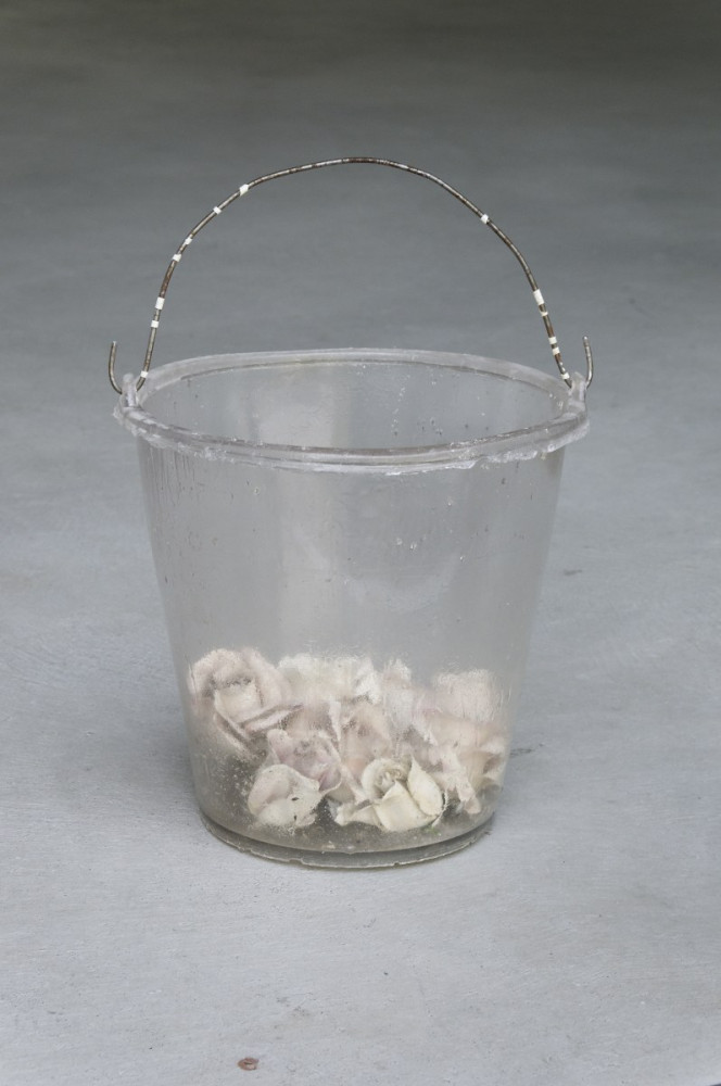Lawrence Carroll, ‘Bucket’, 2008, resin, wire, plastic flowers, house paint and dust 