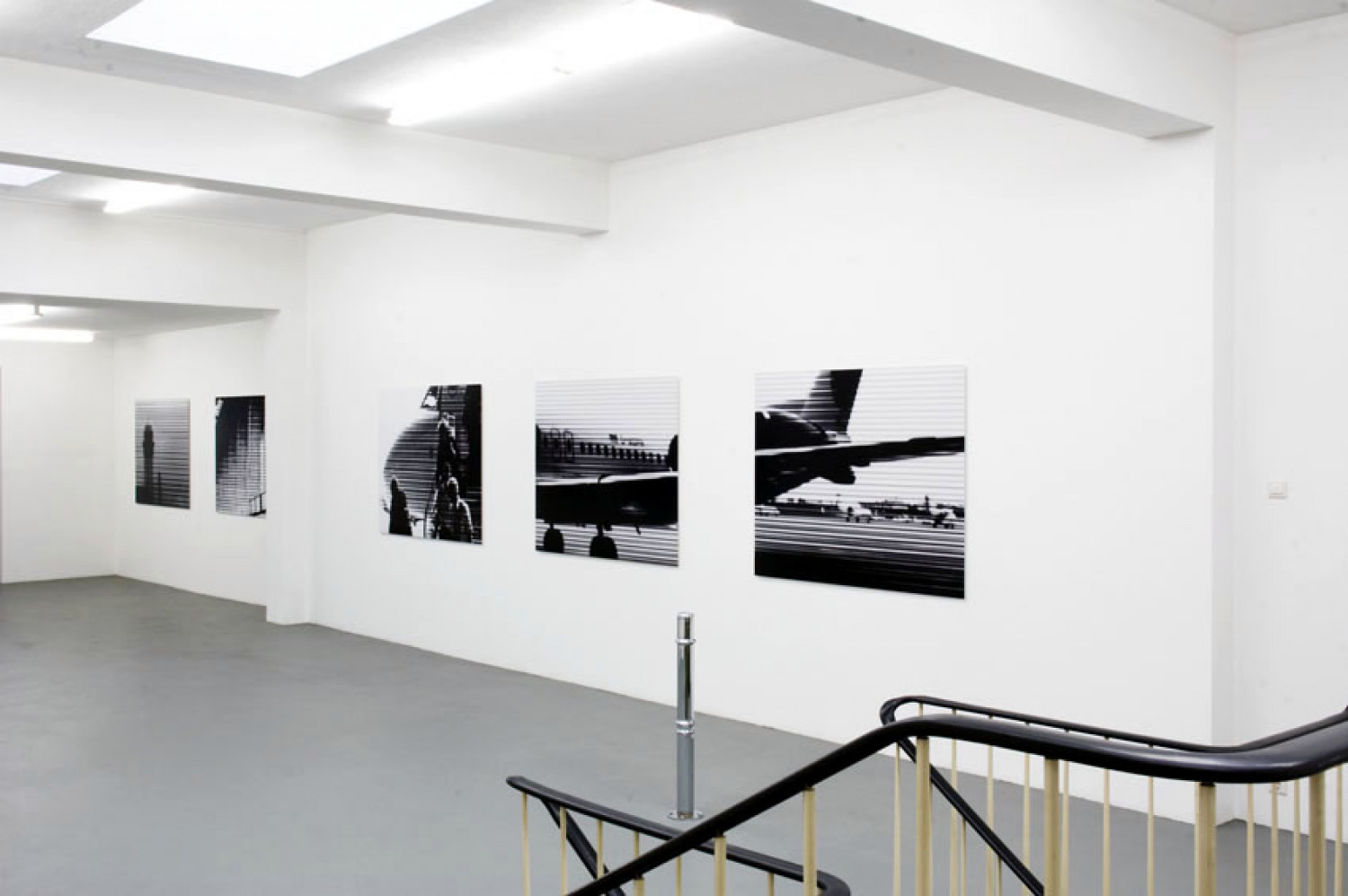 Bettina Pousttchi, Installation view, Buchmann Galerie Köln, 2005
