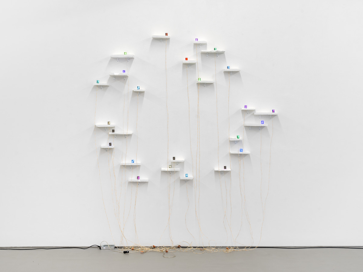 Tatsuo Miyajima, ‘HITEN-no.8’, 2021, Full Color LEDs, IC, electric wire, wooden shelf