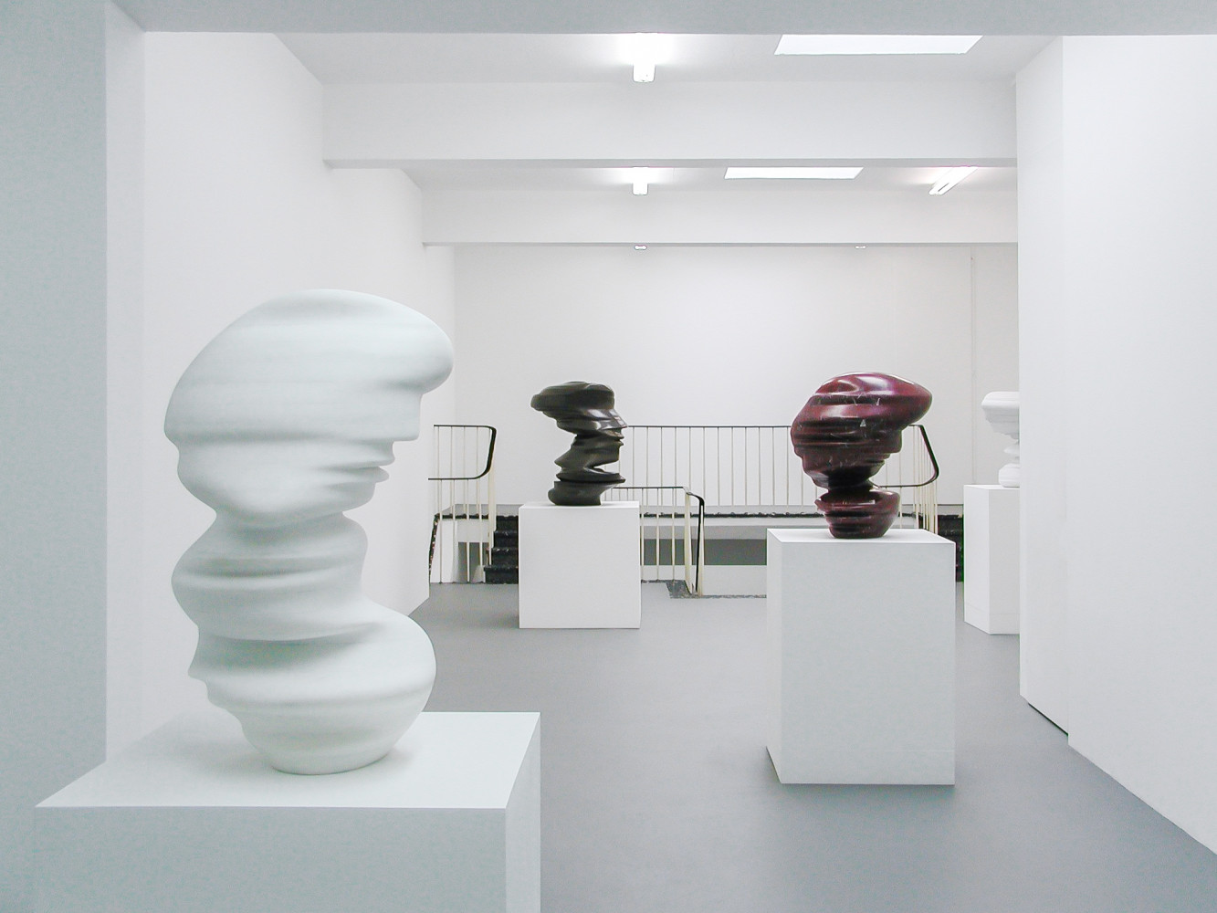 Tony Cragg, ‘Sculptures’, Installationsansicht, Buchmann Galerie Köln, 2002