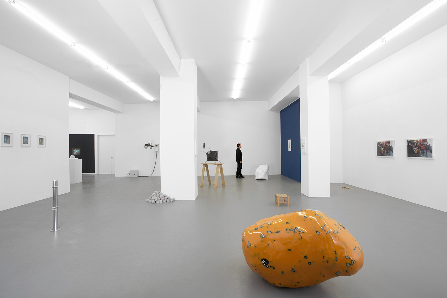 ‘ROCK PAPER SCISSORS – curated by Jon Wood, Henry Moore Institute, Leeds’, Installation view, Buchmann Galerie