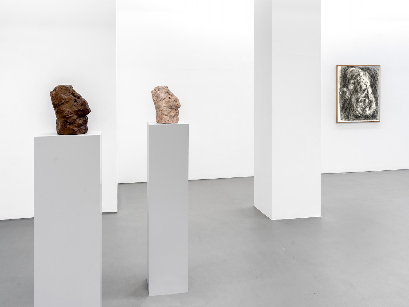 William Tucker, Installationsansicht, Buchmann Galerie, 2022