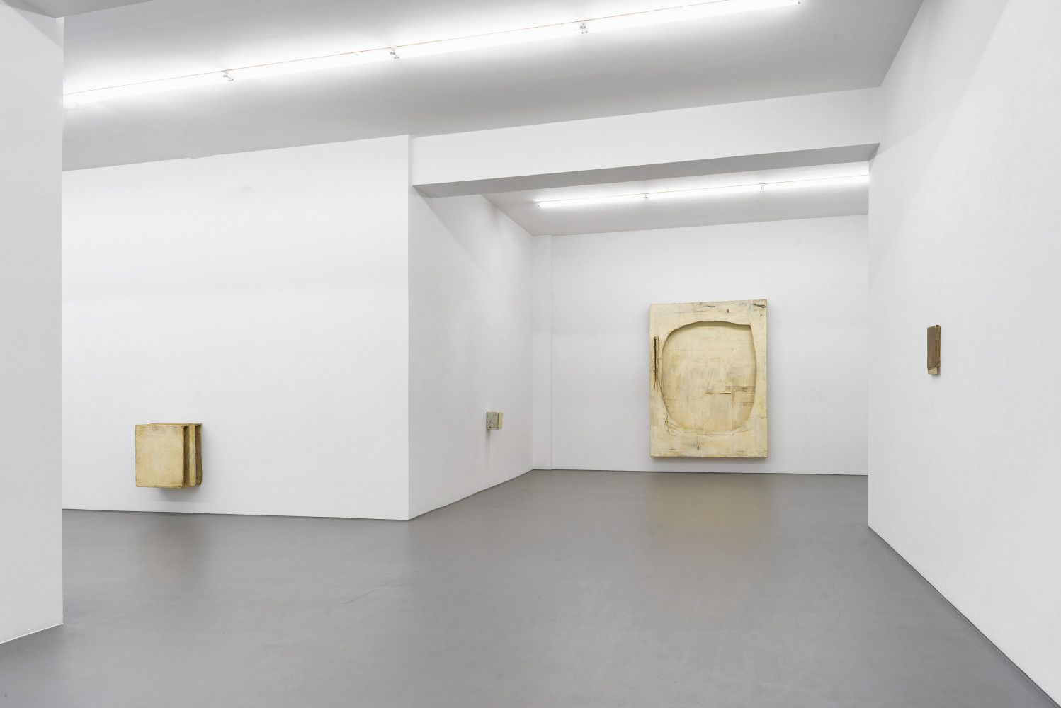 Lawrence Carroll, Installation view, Buchmann Galerie, 2023
