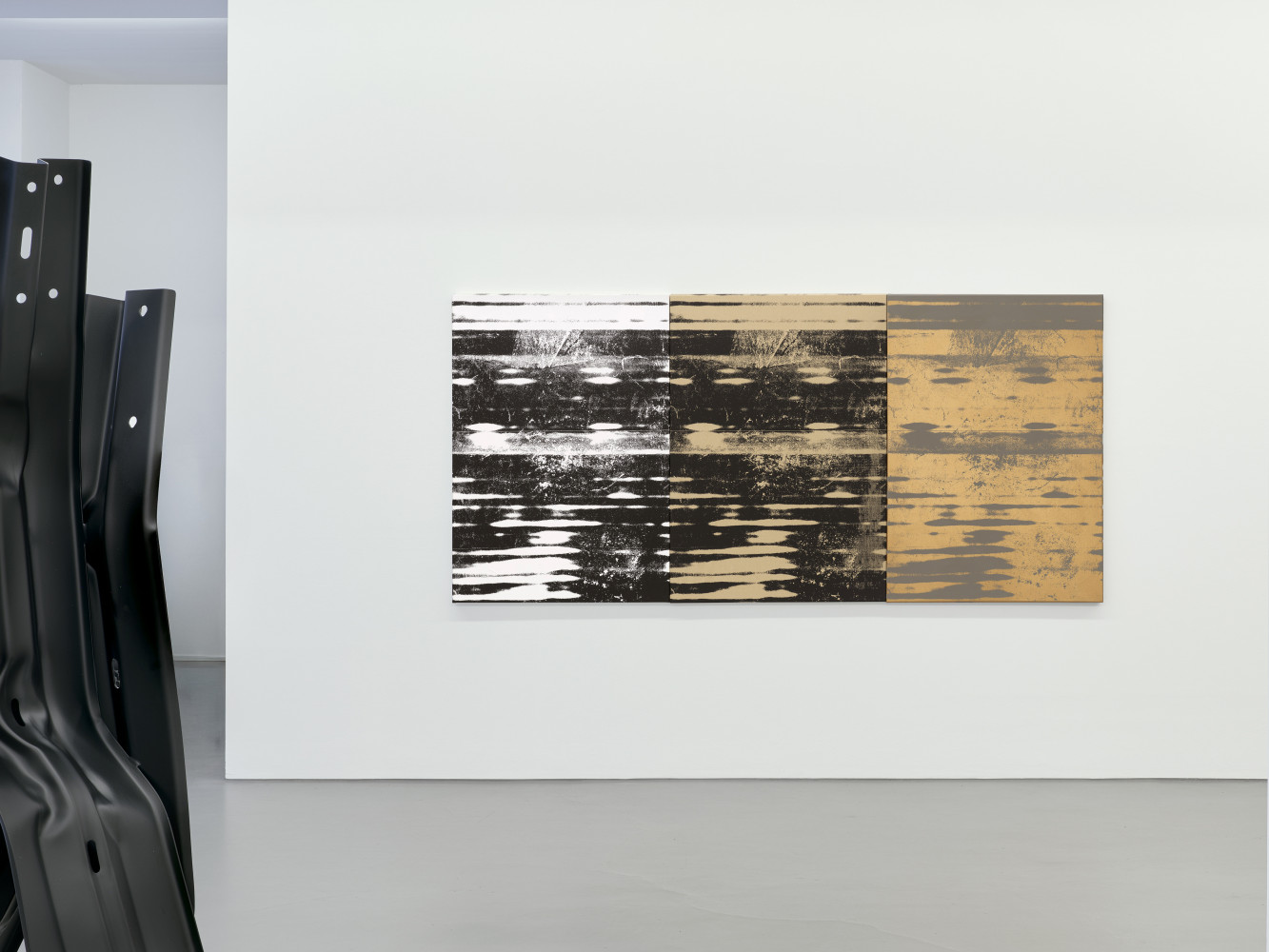 Bettina Pousttchi, Installationsansicht, Buchmann Galerie, 2025