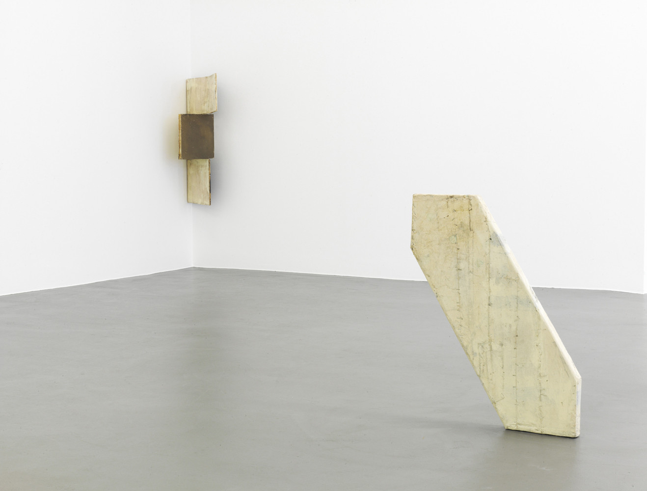 Lawrence Carroll, ‘Back to the Cave’, Installation view, Buchmann Galerie, 2013