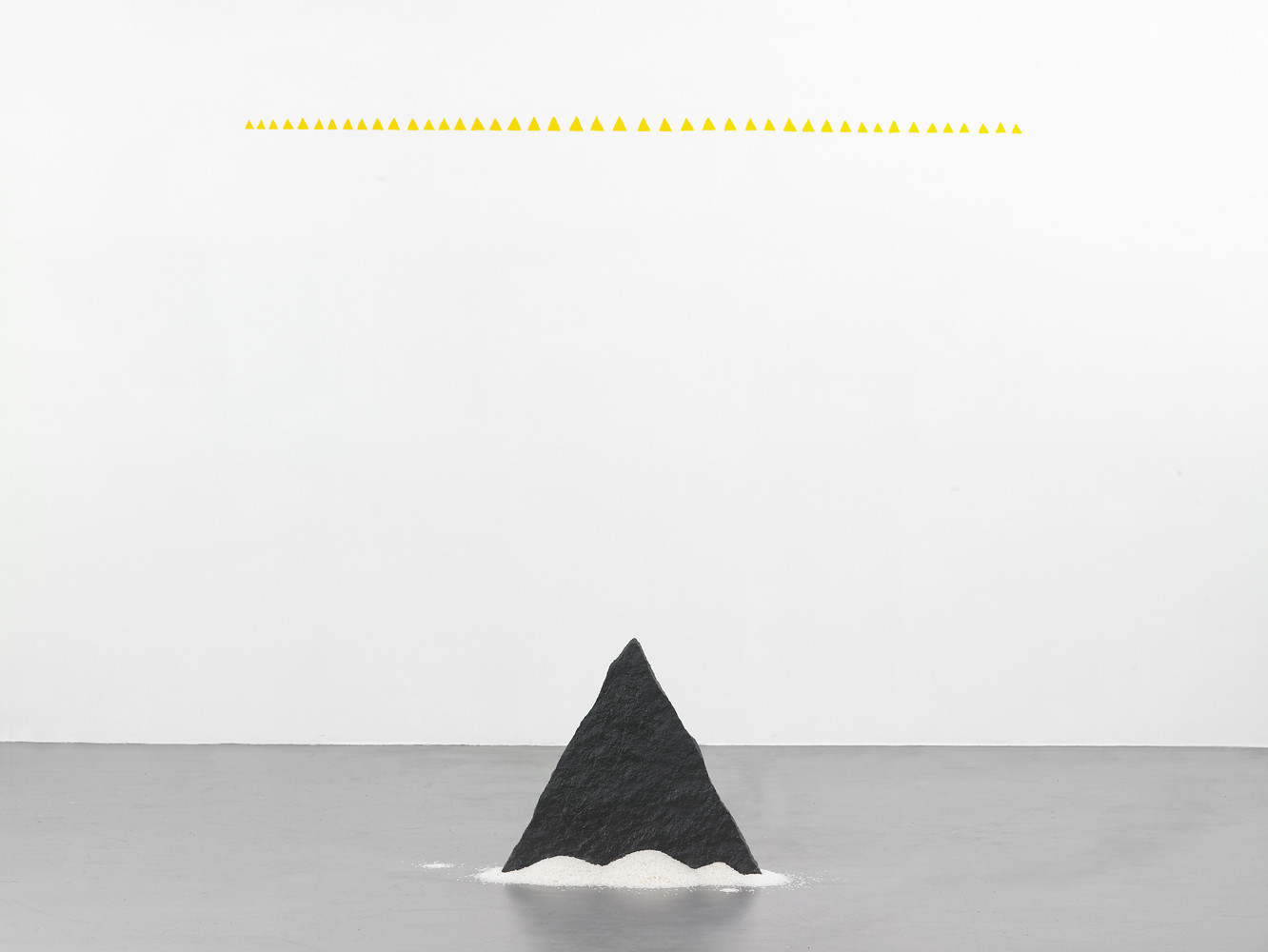 Wolfgang Laib, Installationsansicht, Buchmann Galerie, 2011