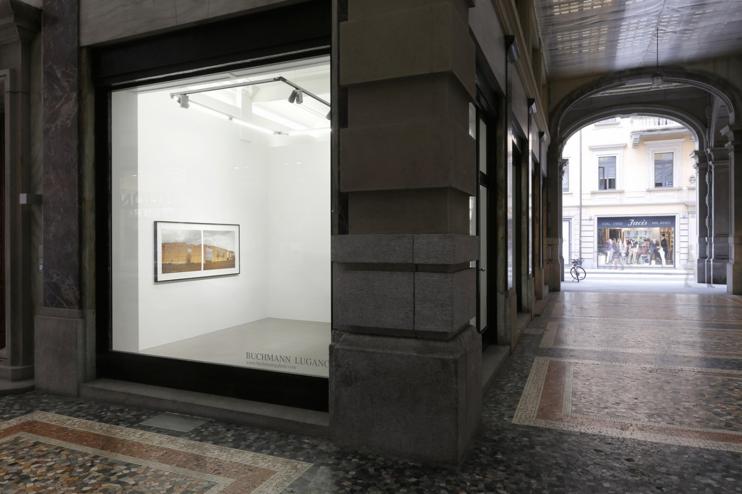 Joel Sternfeld, Installation view, Buchmann Lugano