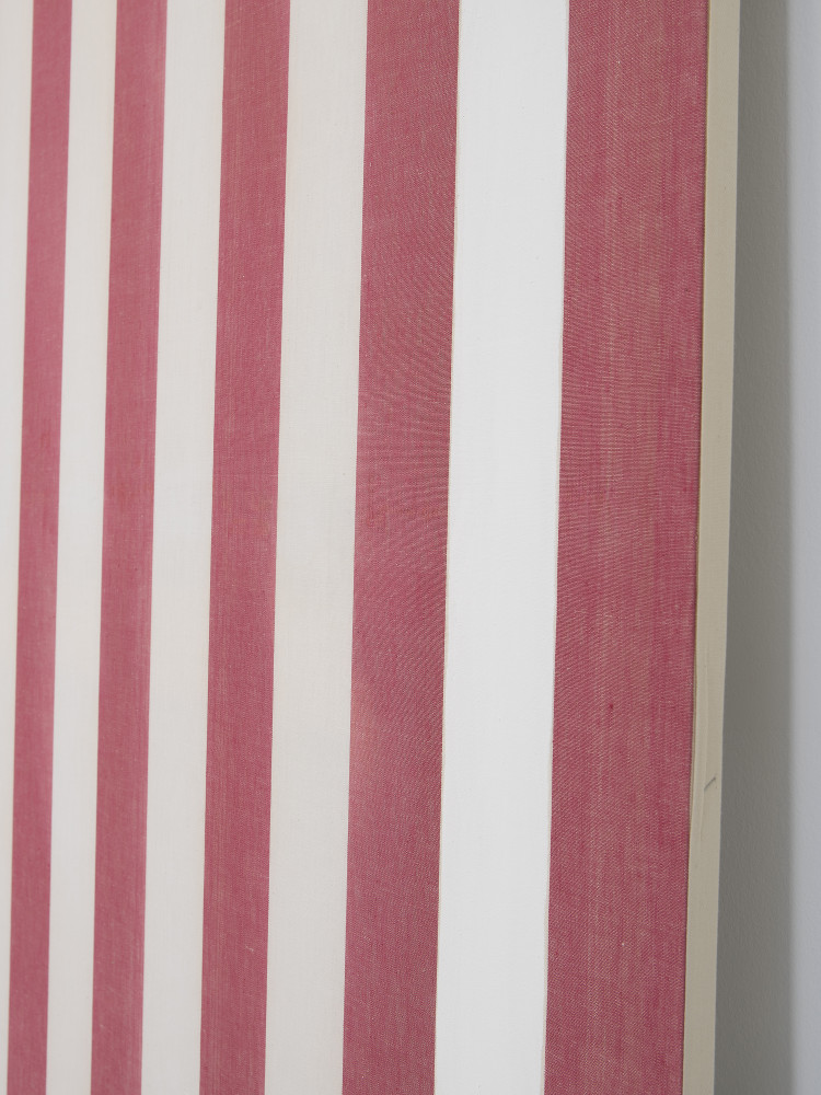 Daniel Buren, ‘Peinture acrylique blanche sur tissu rayé blanc et rouge (detail)’, 1969