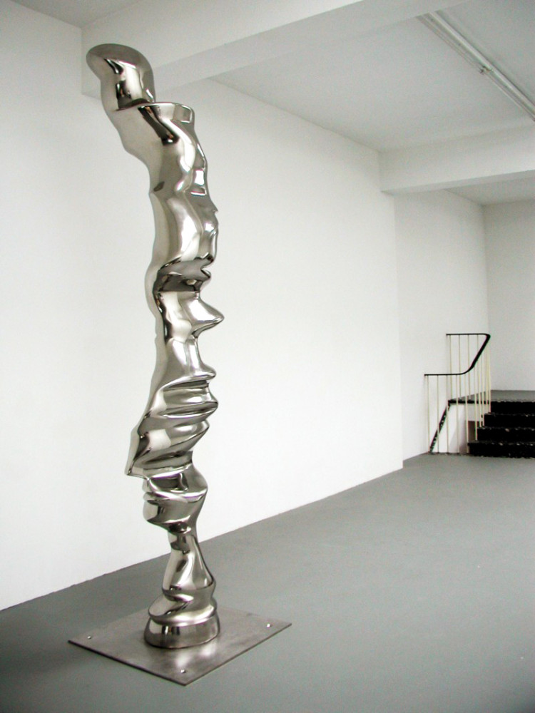 Tony Cragg, Installation view, Buchmann Galerie Köln, 2004