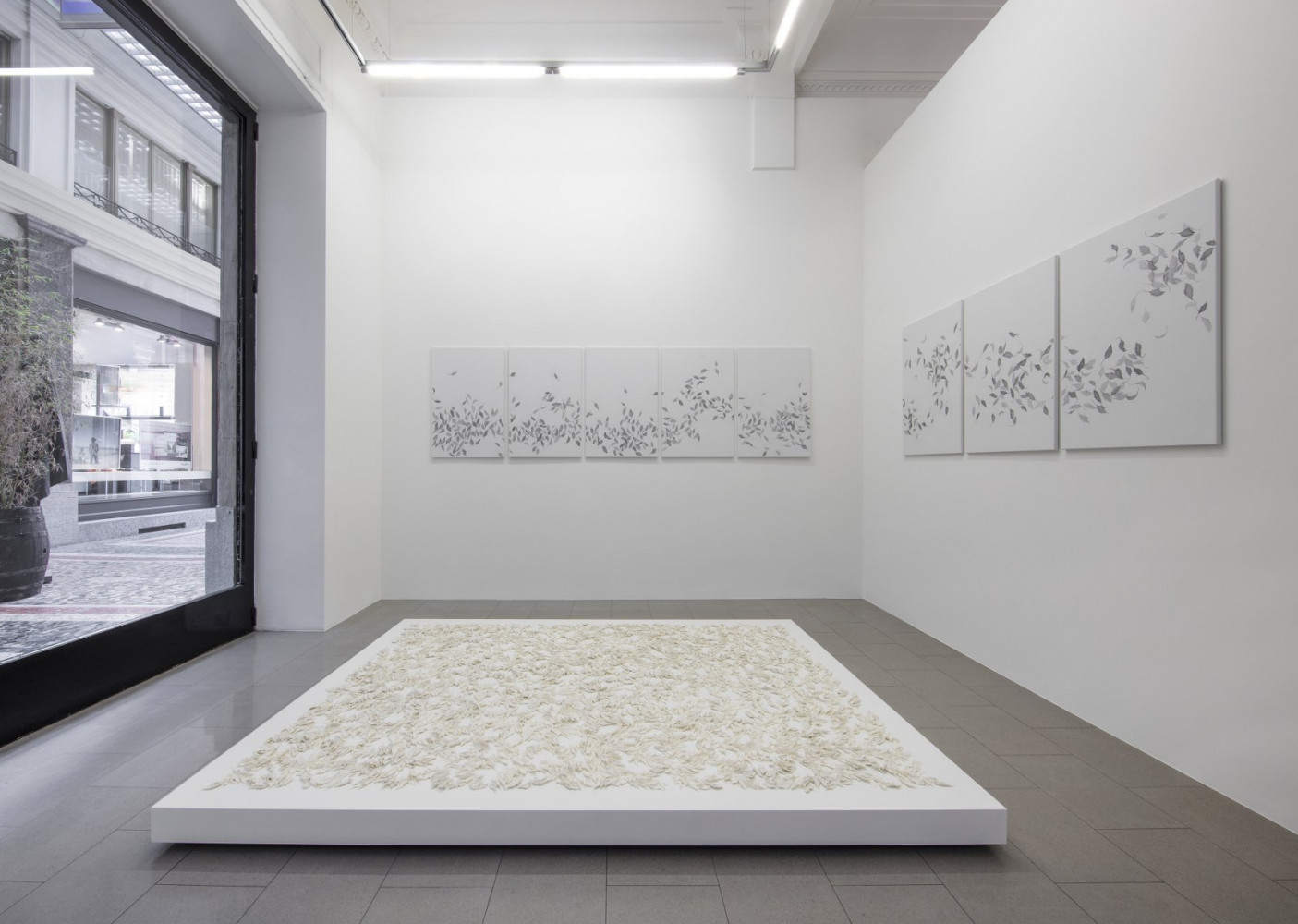 Véronique Arnold, ‘«Ou elles volent, ou elles tombent»’, Installation view, Buchmann Lugano, 2018