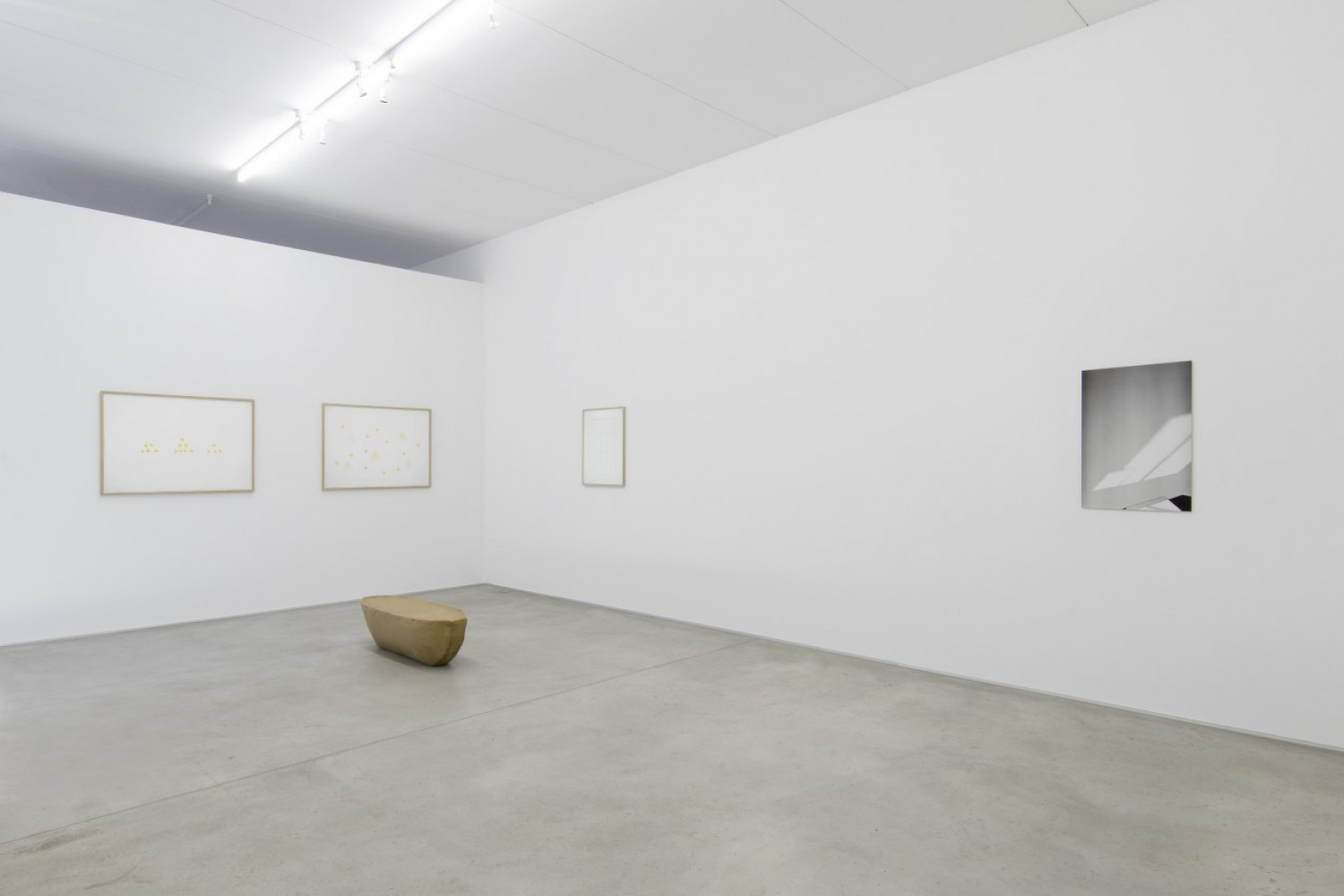 Wolfgang Laib, Installation view, Buchmann Agra, 2018