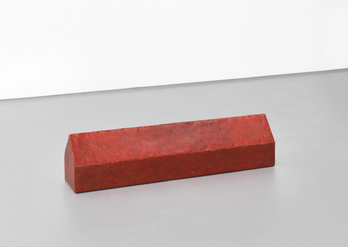 The sculpture Rice House from 2007 by Wolfgang Laib installed in the Buchmann Galerie 2022