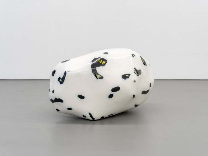 A sculpture by Wilhelm Mundt called Trashstone 748.