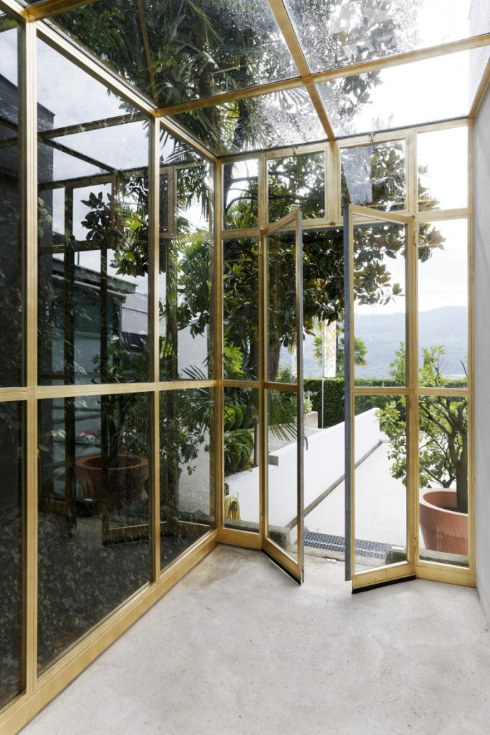 Felice Varini, ‘Foglia d'oro in serra, detail’, 2015