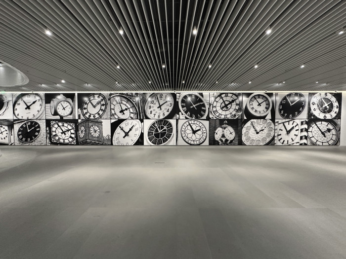 Bettina Pousttchi, ‘World Time Clock’, Installationsansicht, 2023, Aurora Museum, Shanghai